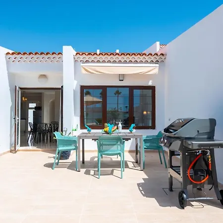 Haciendas Village Tenerife アデヘ