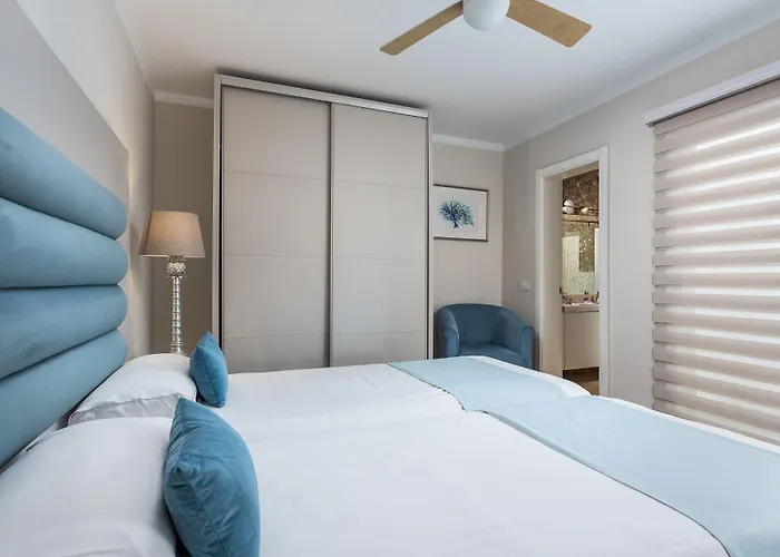 Haciendas Village Tenerife 阿德耶